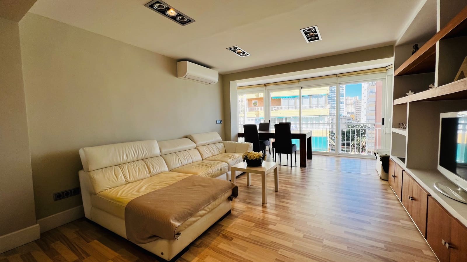 2 sypialnia Apartament na sprzedaż w Benidorm - 395 000 € (Ref: 9928471)