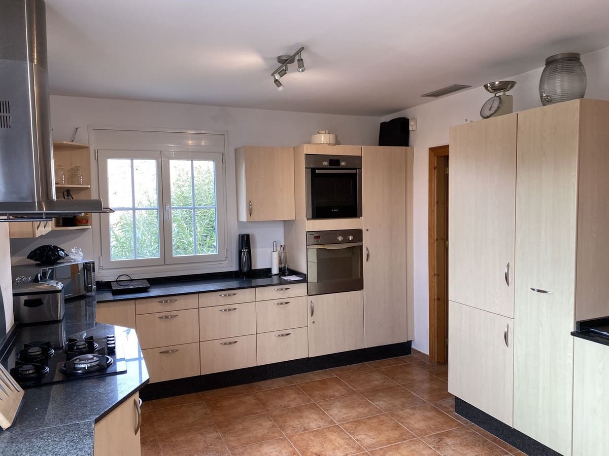 4 sypialnia Willa na sprzedaż w Valtocado z basenem - 1 300 000 € (Ref: 7426412)