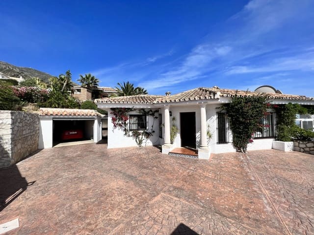 4 sovrum Villa till salu i Mijas pueblo, Mijas med pool garage - 899 000 € (Ref: 8064281)
