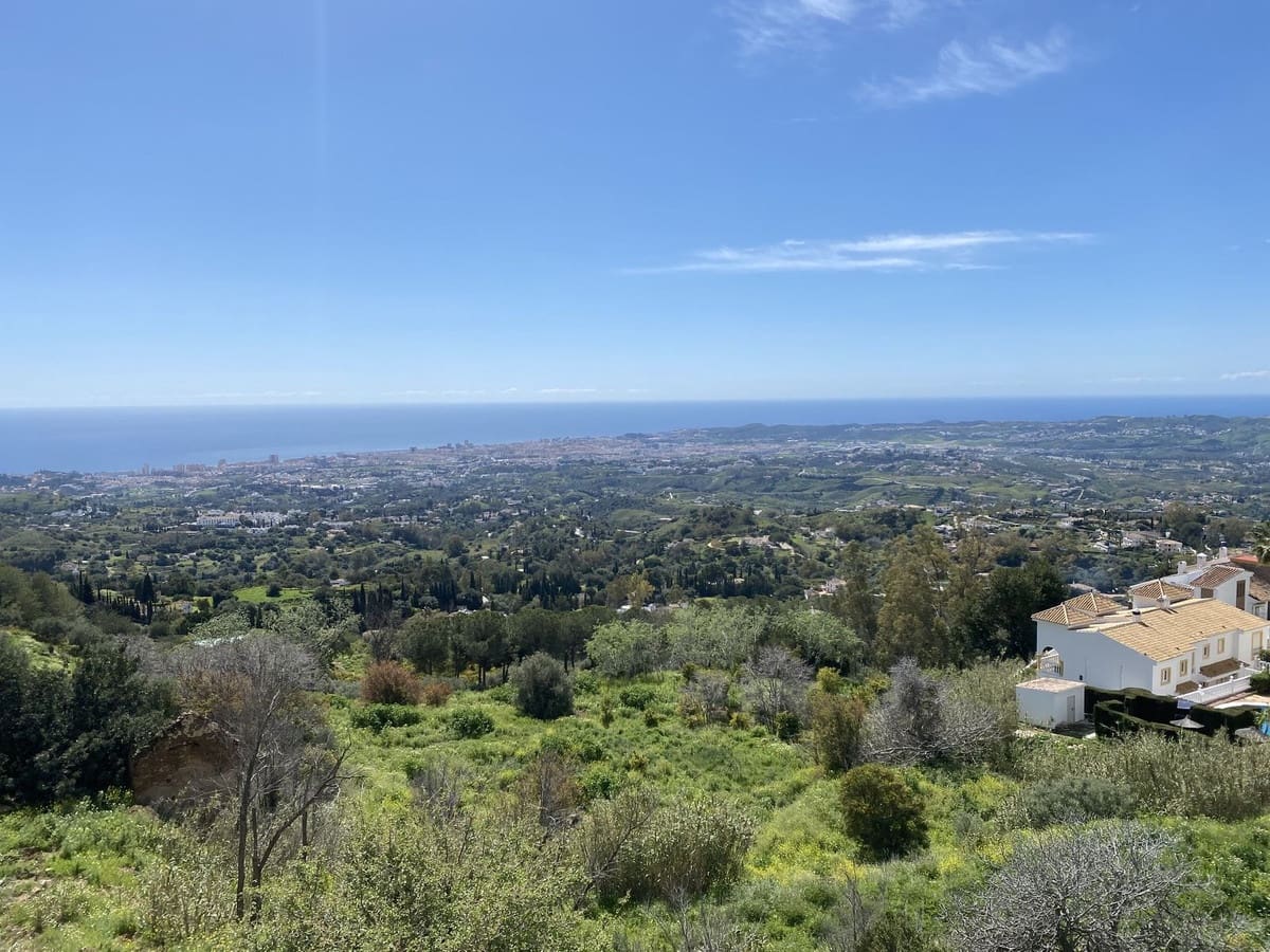 Ubebygd land til salgs i Mijas - € 2 200 000 (Ref: 8923535)