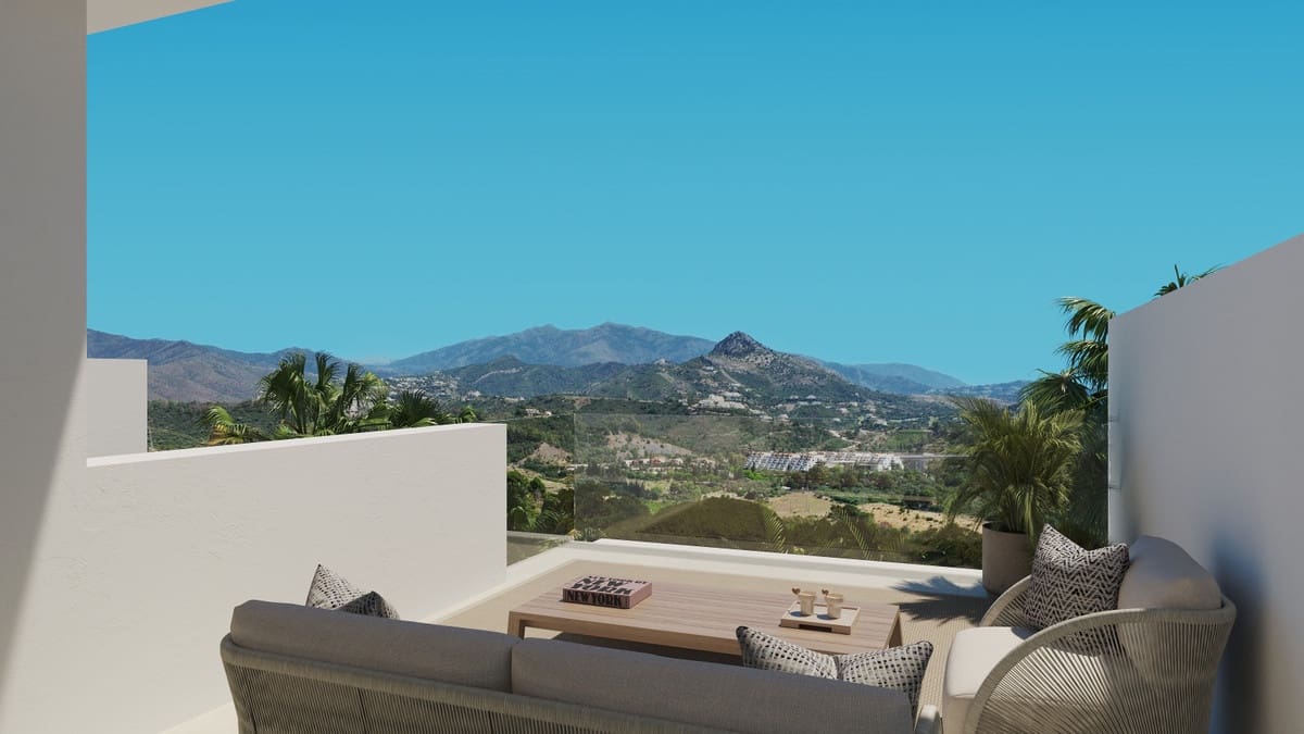 2 bedroom Apartment for sale in Estepona with pool garage - € 625,000 (Ref: 9047369)