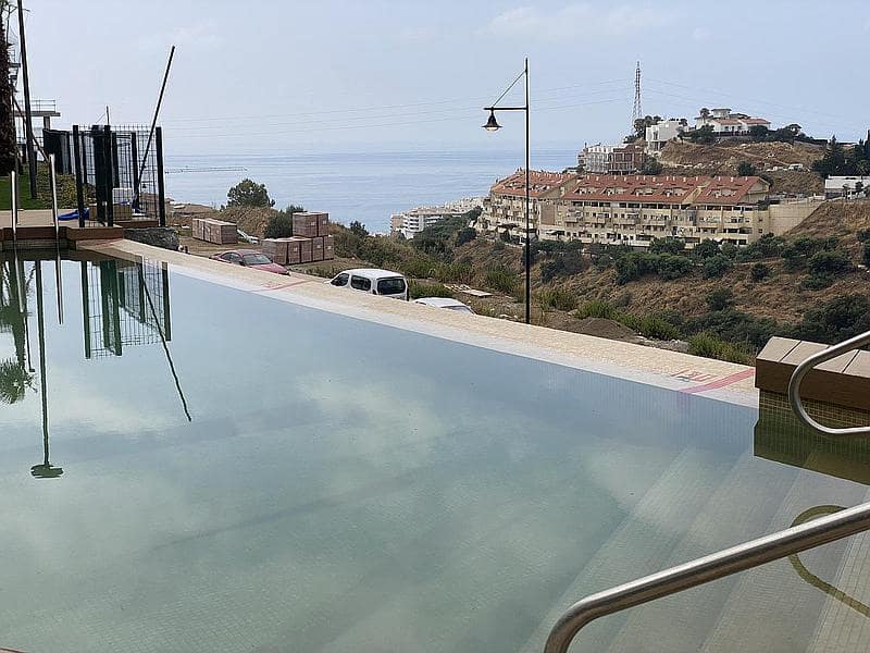 2 soverom Leilighet til salgs i Benalmadena Costa med svømmebasseng - € 595 000 (Ref: 9102684)