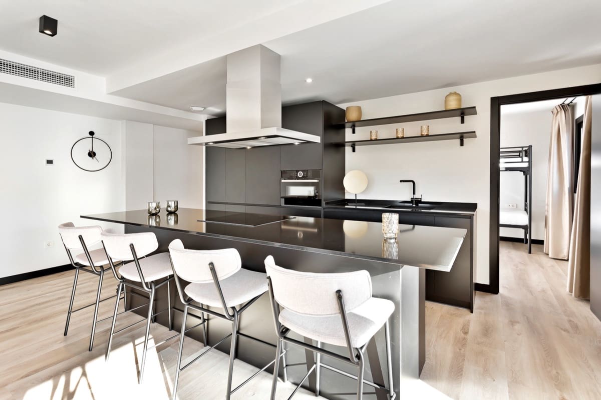 2 bedroom Apartment for sale in Mijas Costa with pool garage - € 329,000 (Ref: 9104322)