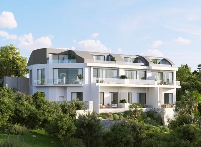 3 soveværelse Semi-Rækkehus til salg i Fuengirola - € 695.000 (Ref: 9105520)