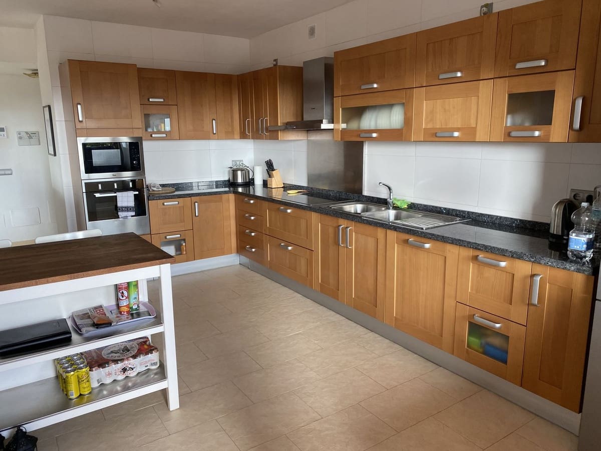3 bedroom Apartment for sale in Benalmadena with pool - € 595,000 (Ref: 9321427)