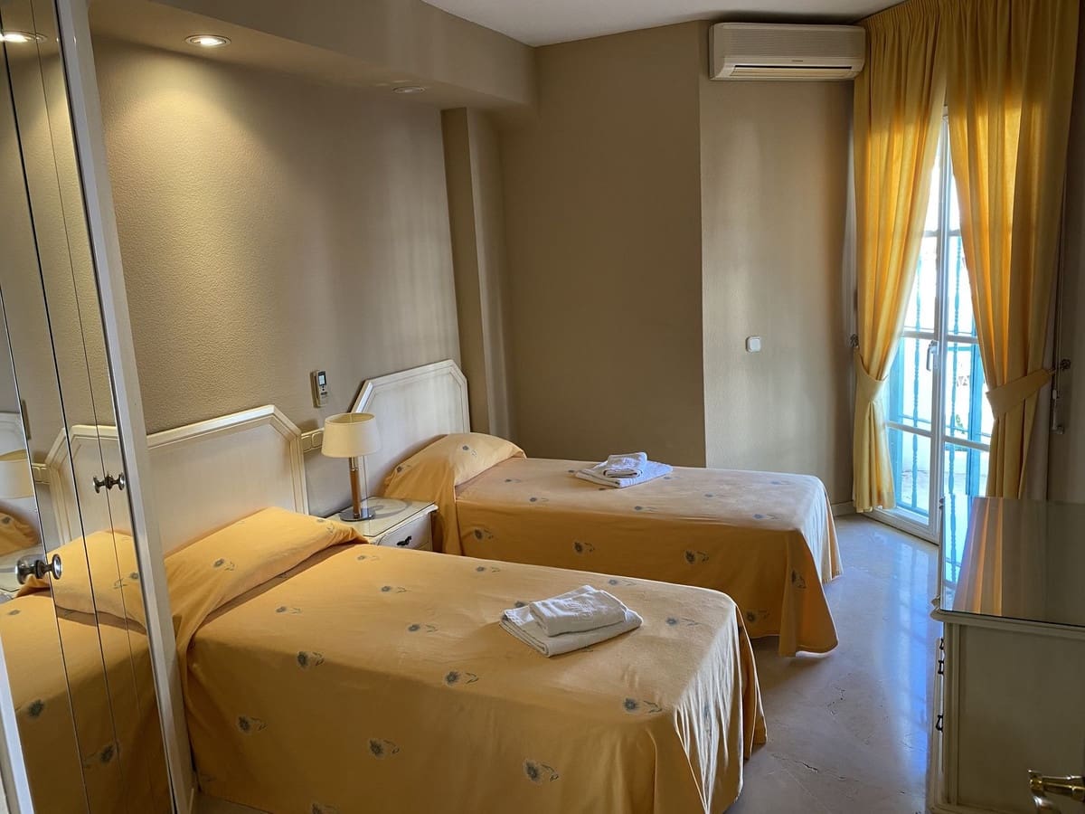 2 bedroom Apartment for sale in Mijas with pool - € 310,000 (Ref: 9395679)