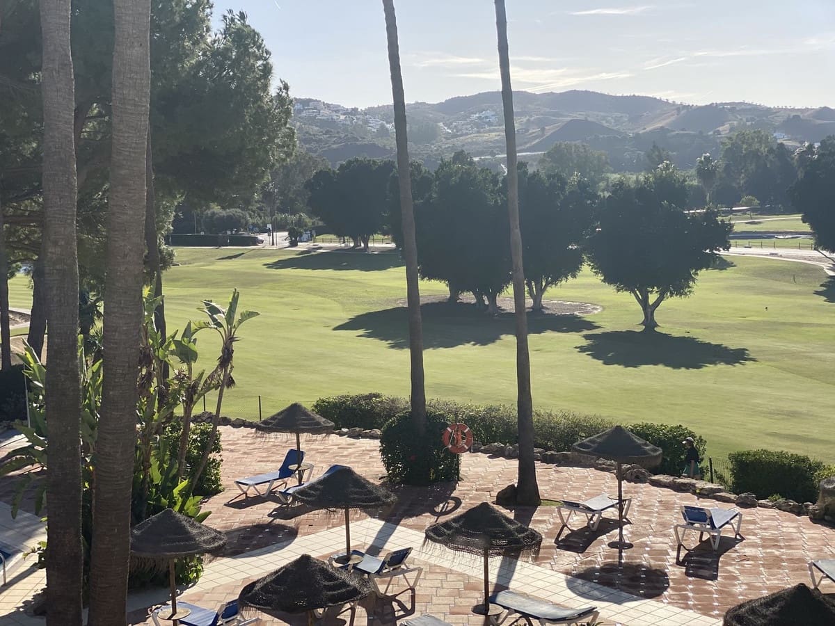 2 bedroom Apartment for sale in Mijas with pool - € 310,000 (Ref: 9395679)