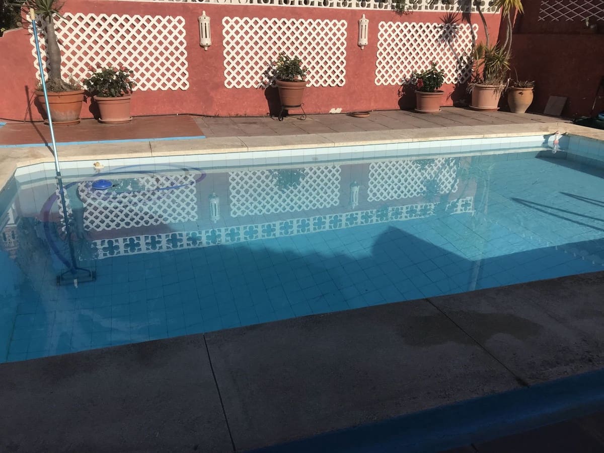 4 bedroom Villa for sale in Mijas with pool - € 1,450,000 (Ref: 9398143)