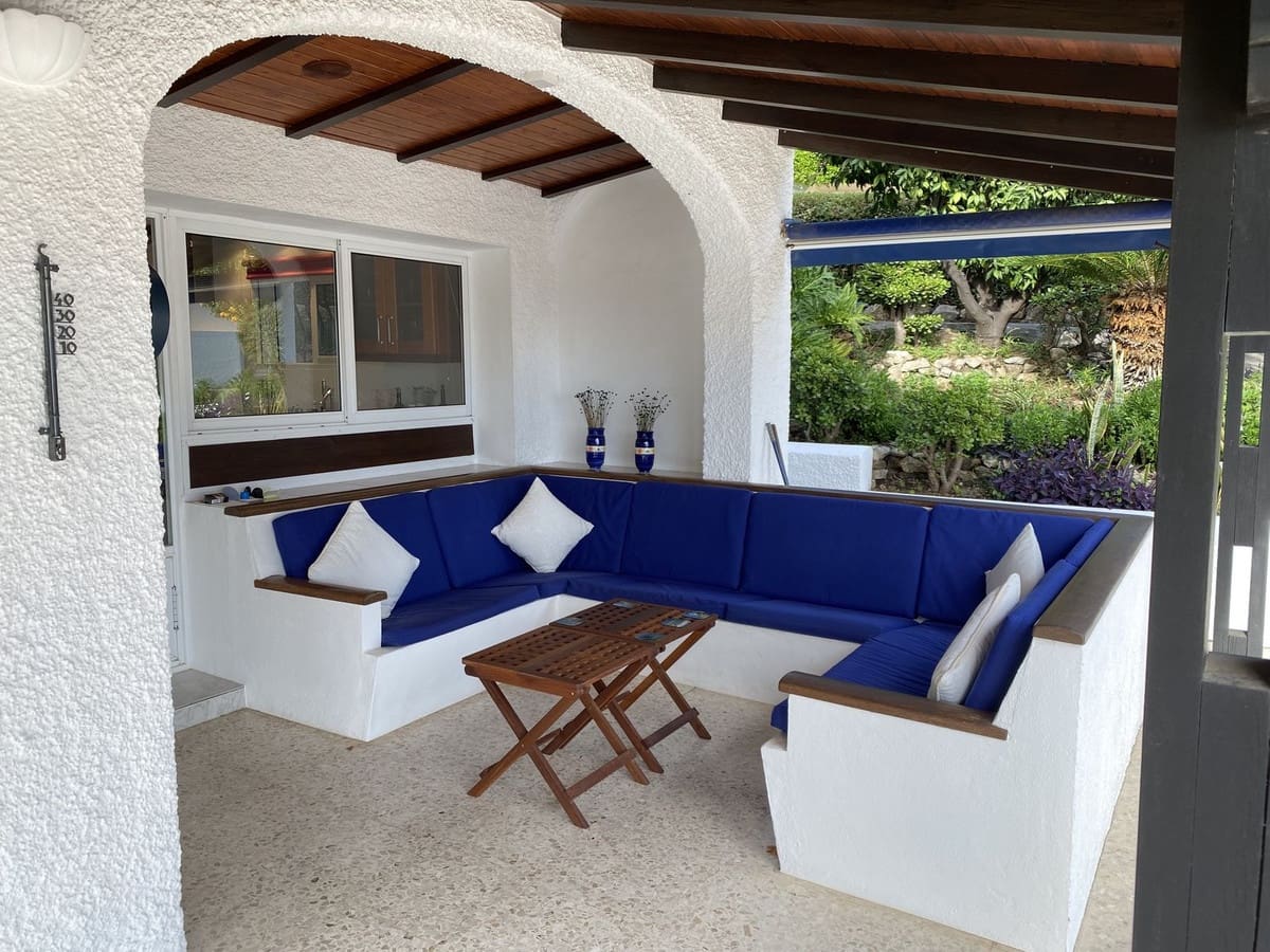 4 quarto Moradia para venda em Mijas com piscina - 985 000 € (Ref: 9400332)