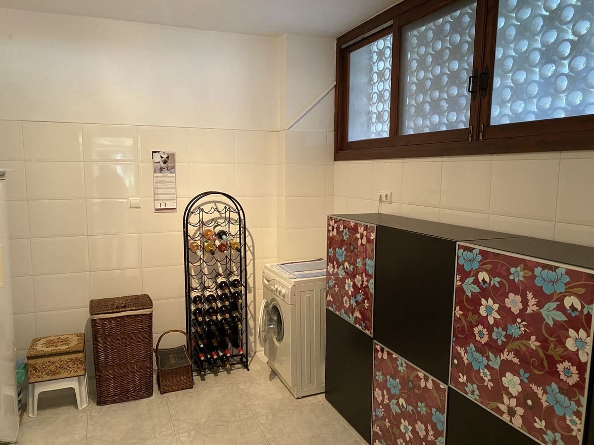 4 quarto Moradia para venda em Mijas com piscina - 985 000 € (Ref: 9400332)