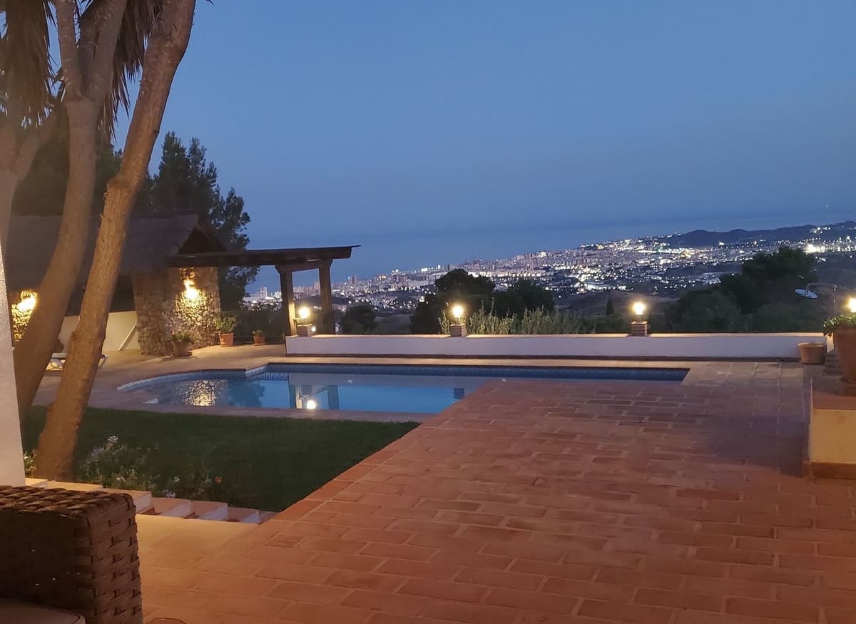 4 camera da letto Villa in vendita in Mijas con piscina - 1.750.000 € (Rif: 9410474)