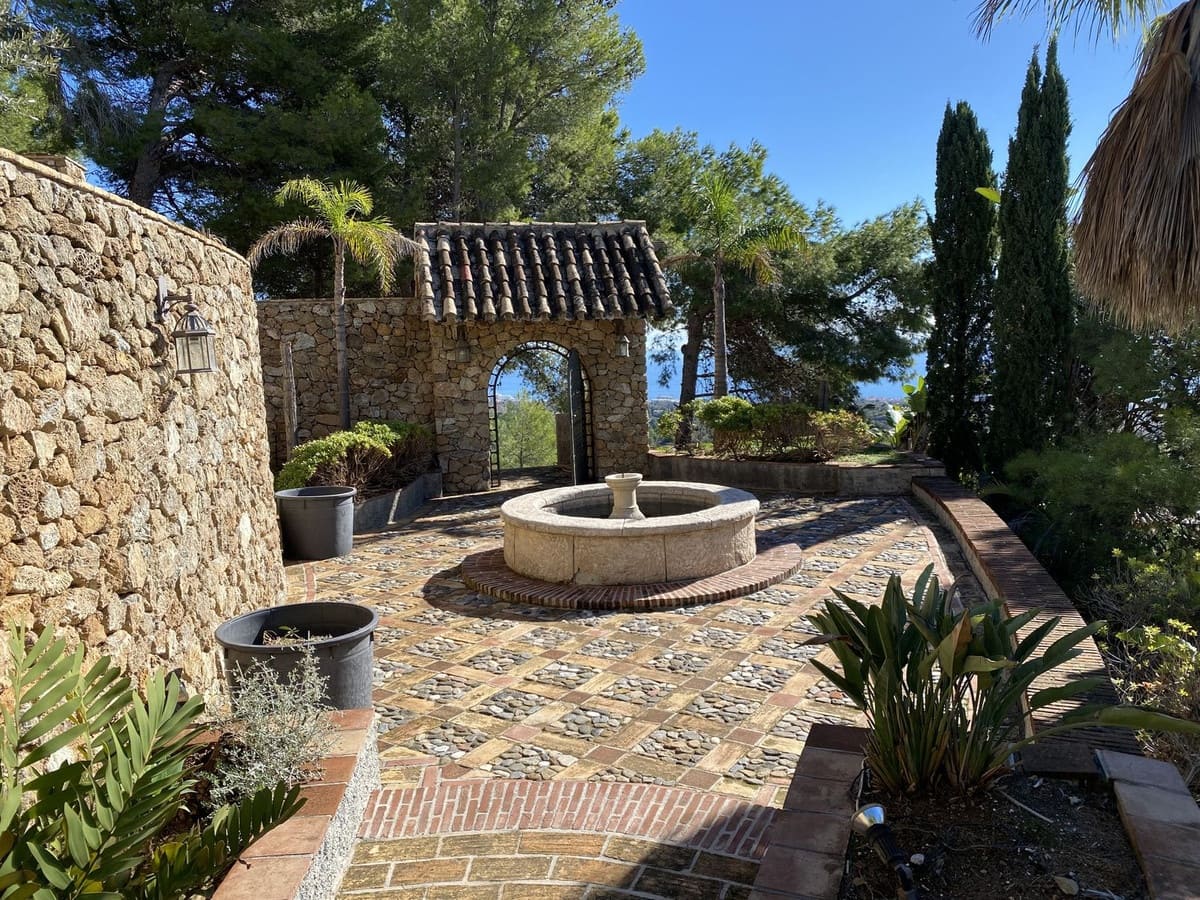 4 camera da letto Villa in vendita in Mijas con piscina - 1.750.000 € (Rif: 9410474)