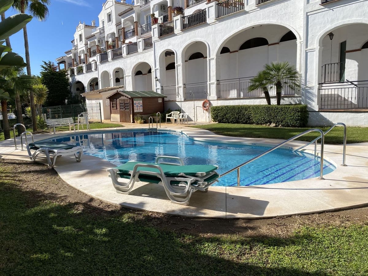 3 soveværelse Lejlighed til salg i Mijas med swimmingpool - € 339.000 (Ref: 9424255)