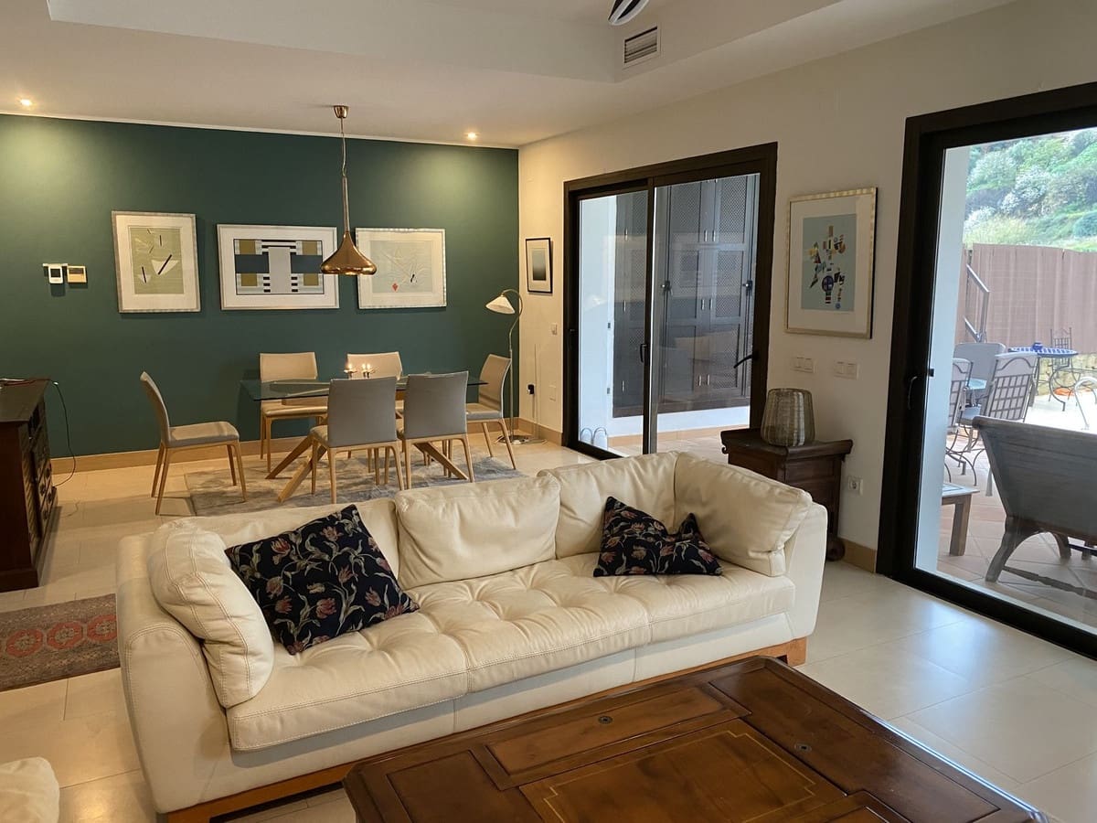 3 soveværelse Villa til salg i Benalmadena med swimmingpool - € 799.000 (Ref: 9573827)