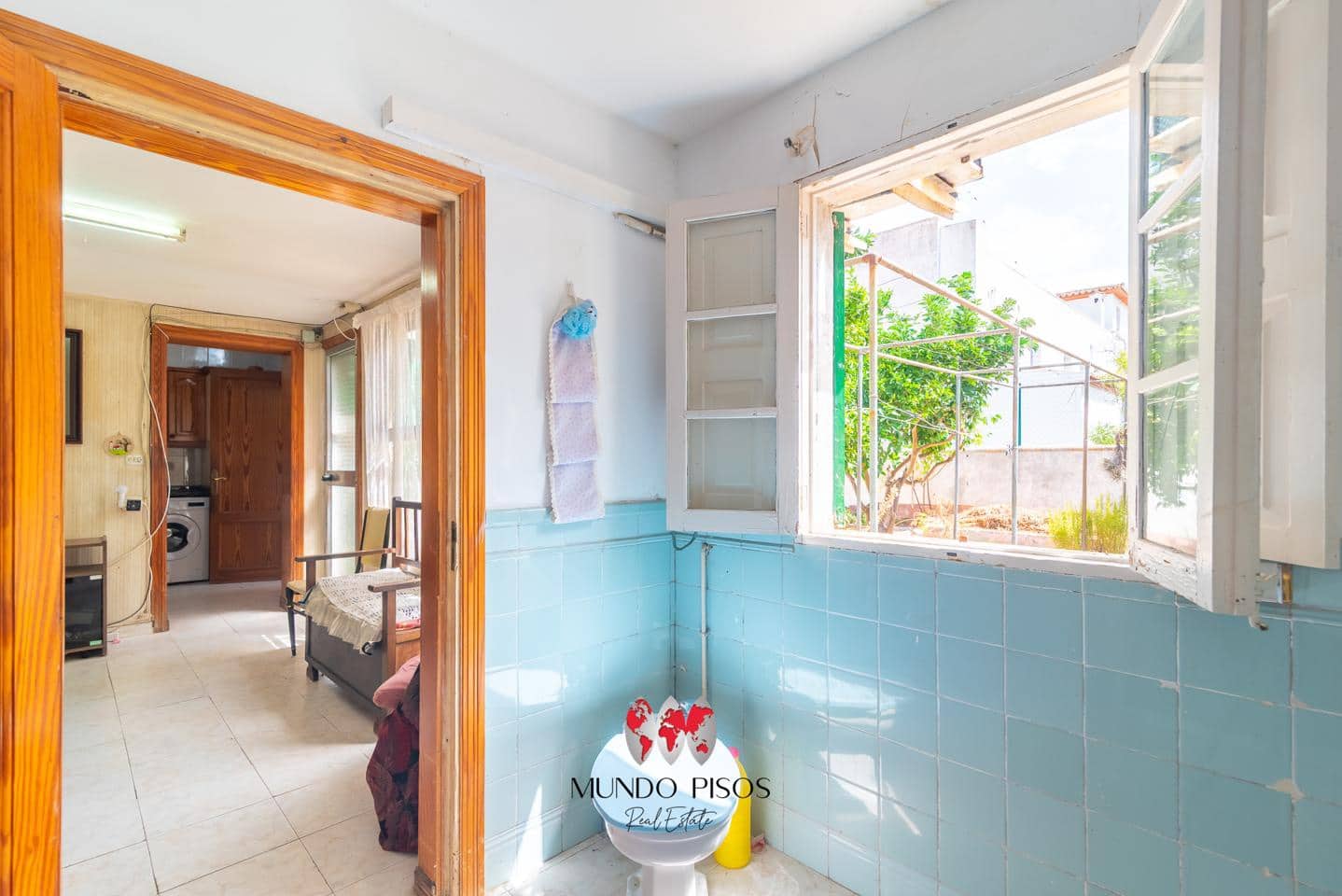 3 bedroom Flat for sale in Palma de Mallorca with garage - € 900,000 (Ref: 10021690)
