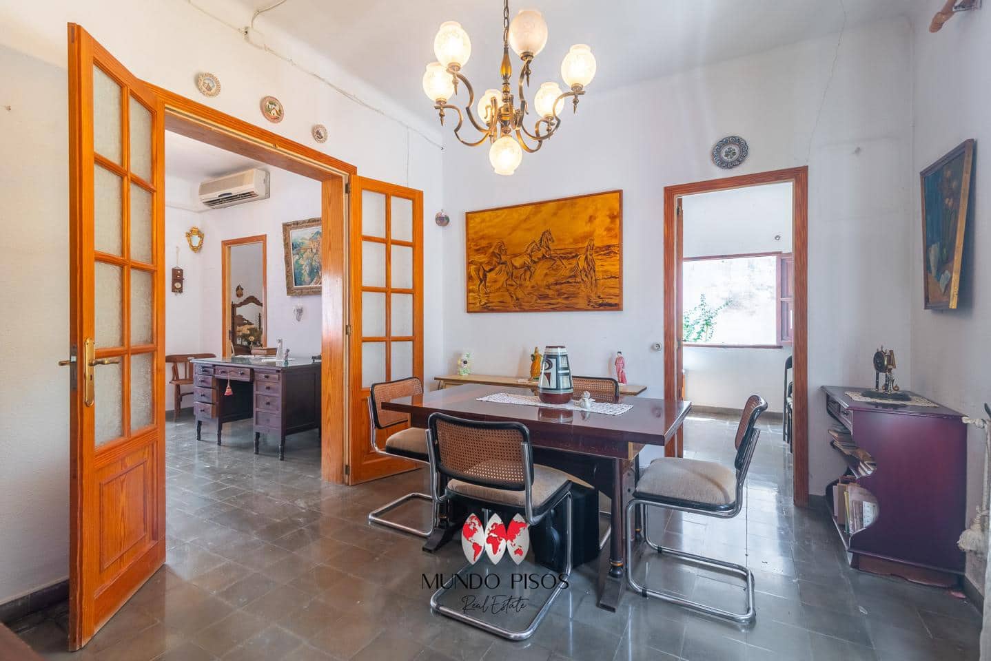 3 bedroom Flat for sale in Palma de Mallorca with garage - € 900,000 (Ref: 10021690)