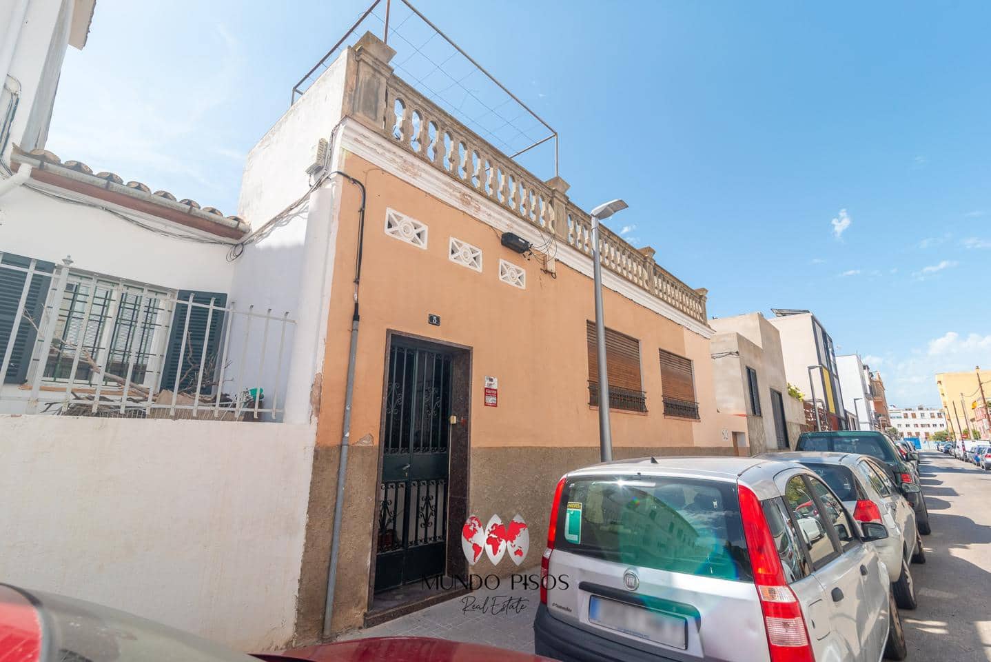 3 bedroom Flat for sale in Palma de Mallorca with garage - € 900,000 (Ref: 10021690)