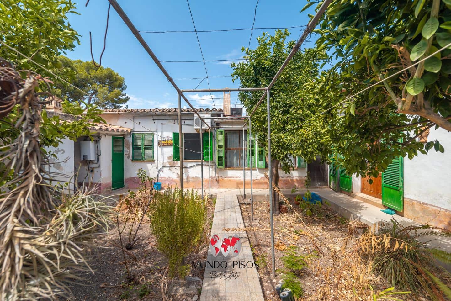 3 bedroom Flat for sale in Palma de Mallorca with garage - € 900,000 (Ref: 10021690)