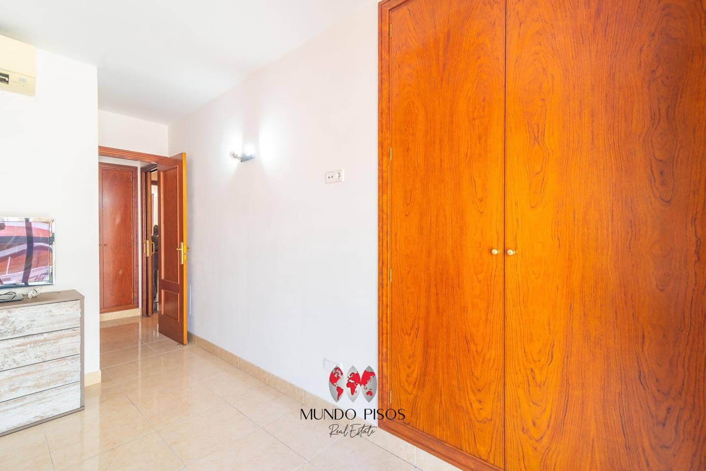 2 slaapkamer Flat te koop in Palma de Mallorca met garage - € 379.000 (Ref: 10021691)
