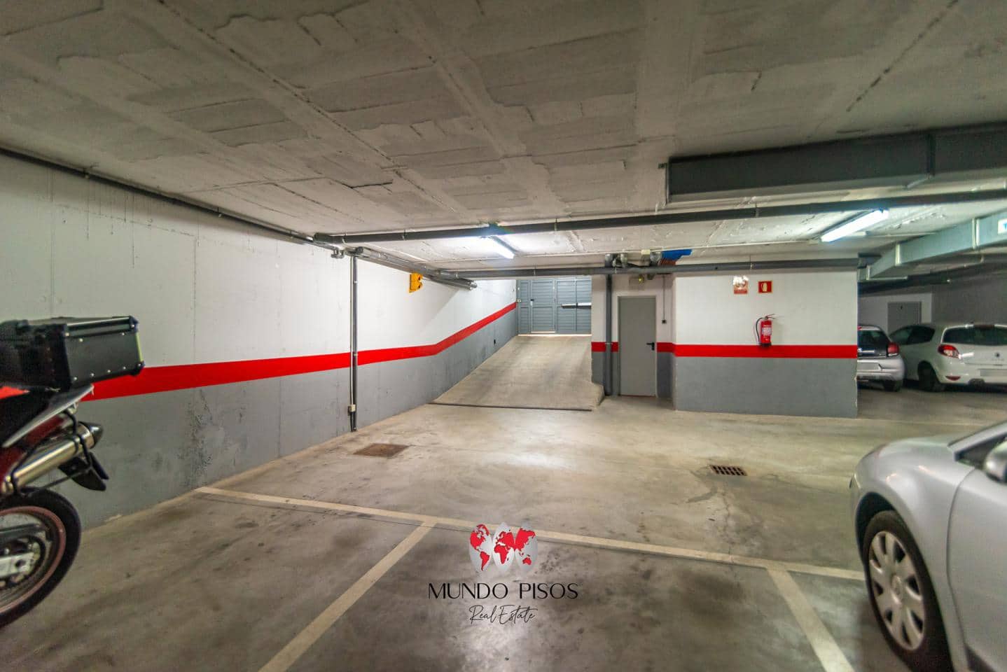 2 slaapkamer Flat te koop in Palma de Mallorca met garage - € 379.000 (Ref: 10021691)