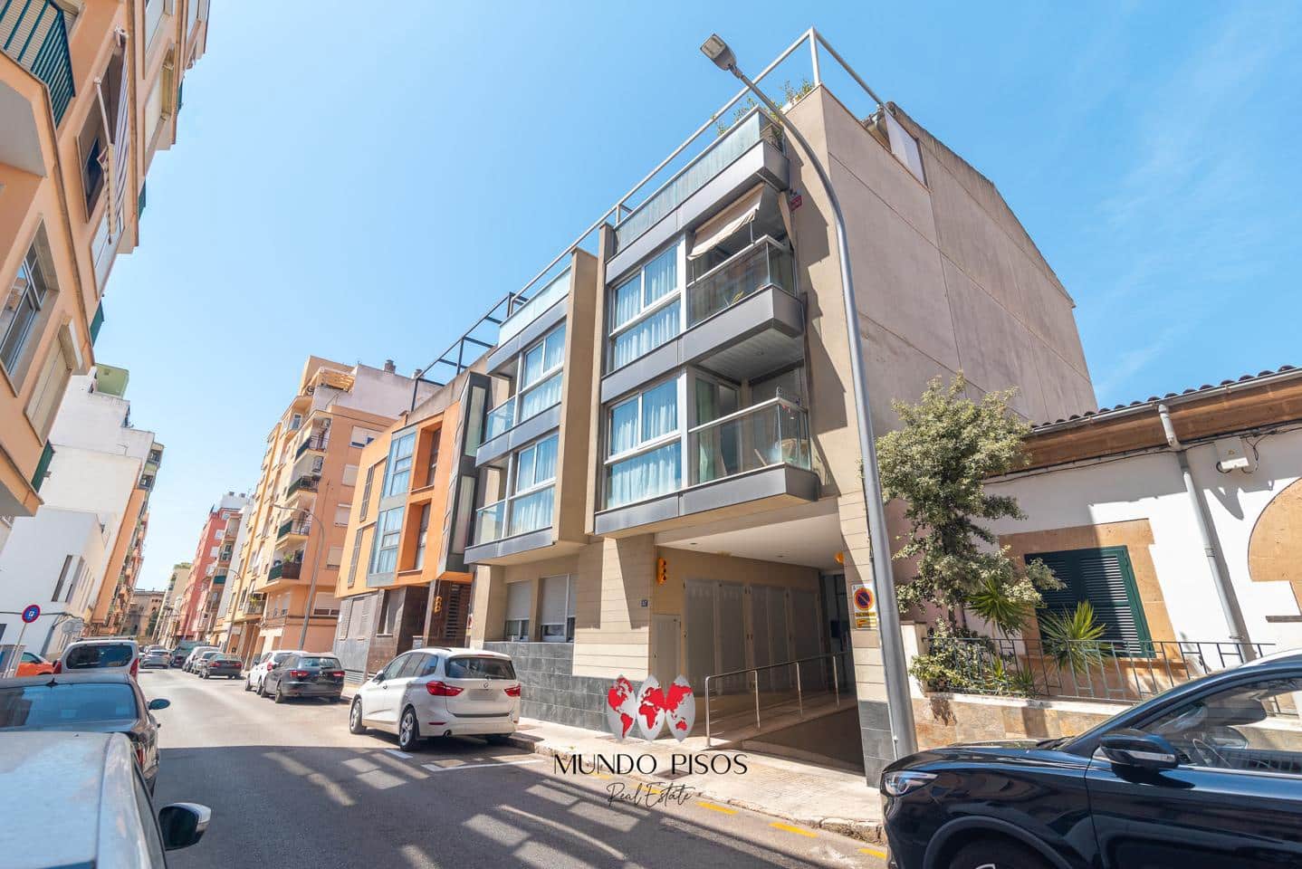 2 slaapkamer Flat te koop in Palma de Mallorca met garage - € 379.000 (Ref: 10021691)