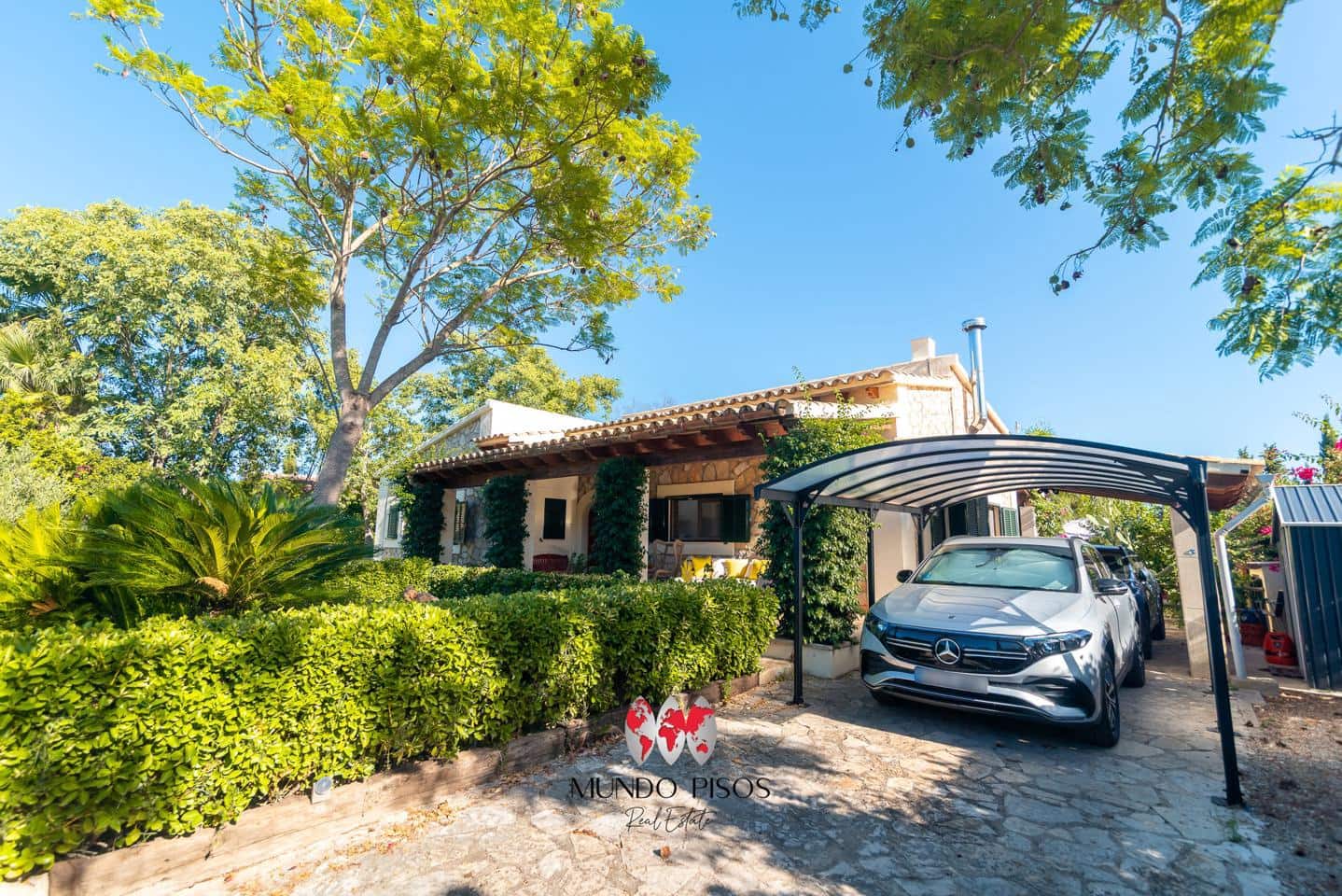 3 makuuhuone Huvila myytävänä paikassa Sa Pobla mukana uima-altaan 
autotalli - 1 300 000 € (Ref: 10101032)