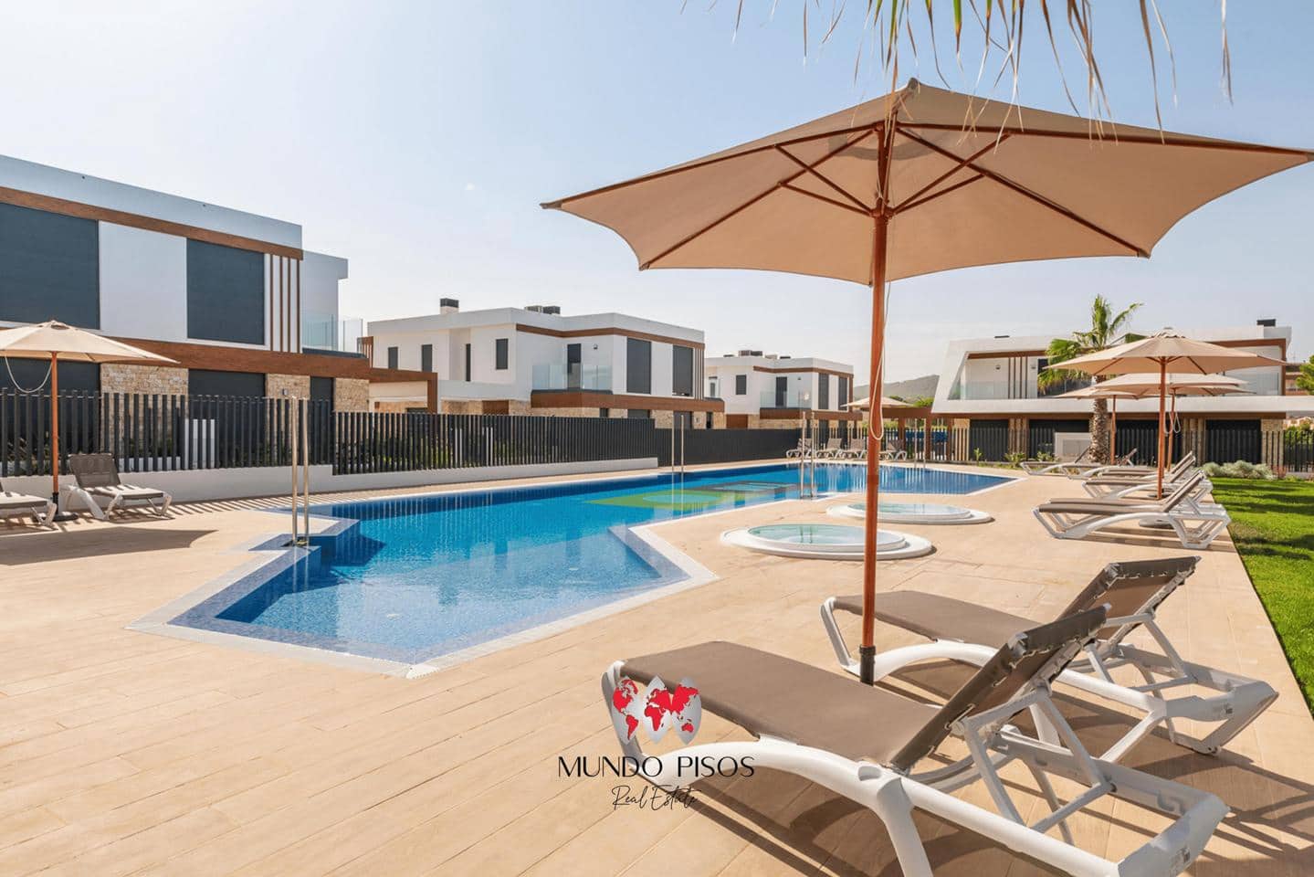 3 Zimmer Villa zu verkaufen in Cala Ratjada mit Pool Garage - 1.084.000 € (Ref: 10117470)