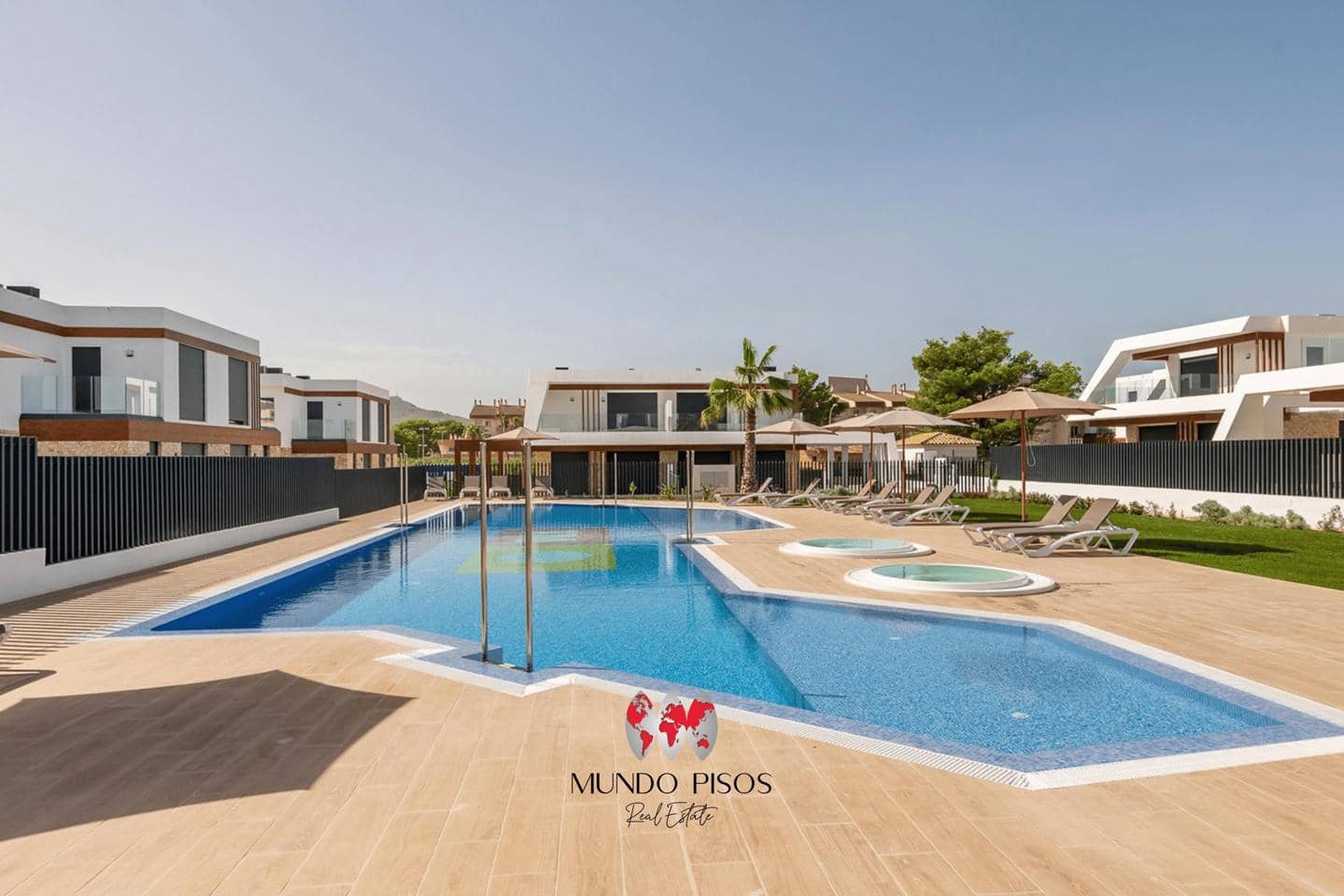 3 Zimmer Villa zu verkaufen in Cala Ratjada mit Pool Garage - 1.084.000 € (Ref: 10117470)