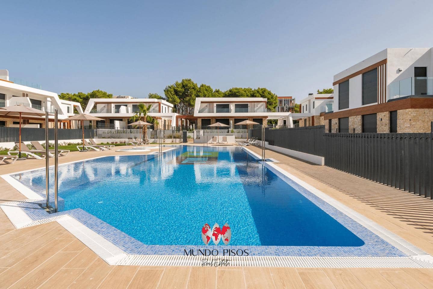 3 Zimmer Villa zu verkaufen in Cala Ratjada mit Pool Garage - 1.084.000 € (Ref: 10117470)