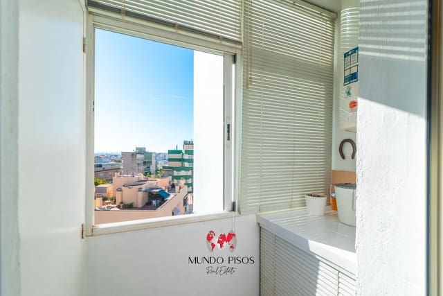 2 soveværelse Lejlighed til salg i Marques de la Fonsanta, Palma de Mallorca med garage - € 380.000 (Ref: 10118389)