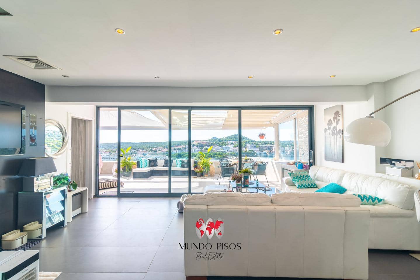 2 quarto Apartamento para venda em Costa de la Calma com piscina garagem - 650 000 € (Ref: 10121027)