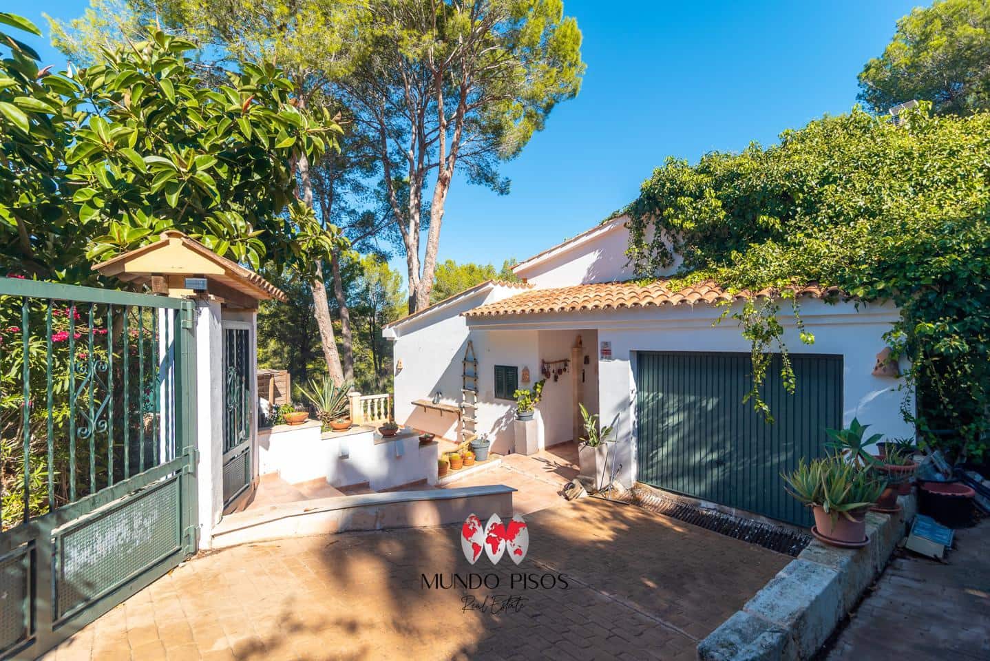 3 slaapkamer Villa te koop in Santa Ponsa met garage - € 1.200.000 (Ref: 10170161)