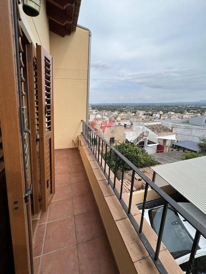 4 soveværelse Villa til salg i Lloseta med garage - € 460.000 (Ref: 7687505)