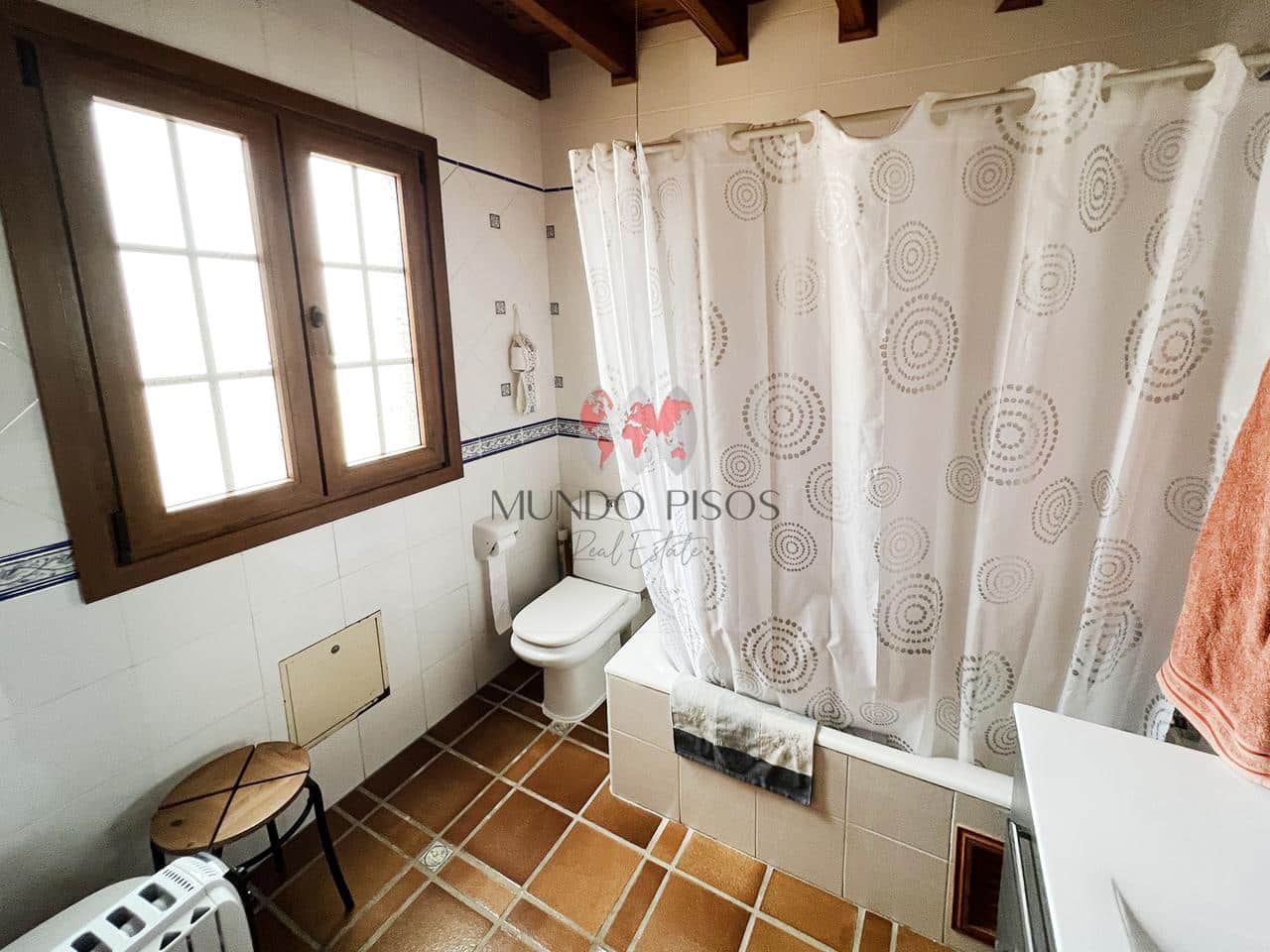 4 soveværelse Villa til salg i Lloseta med garage - € 460.000 (Ref: 7687505)