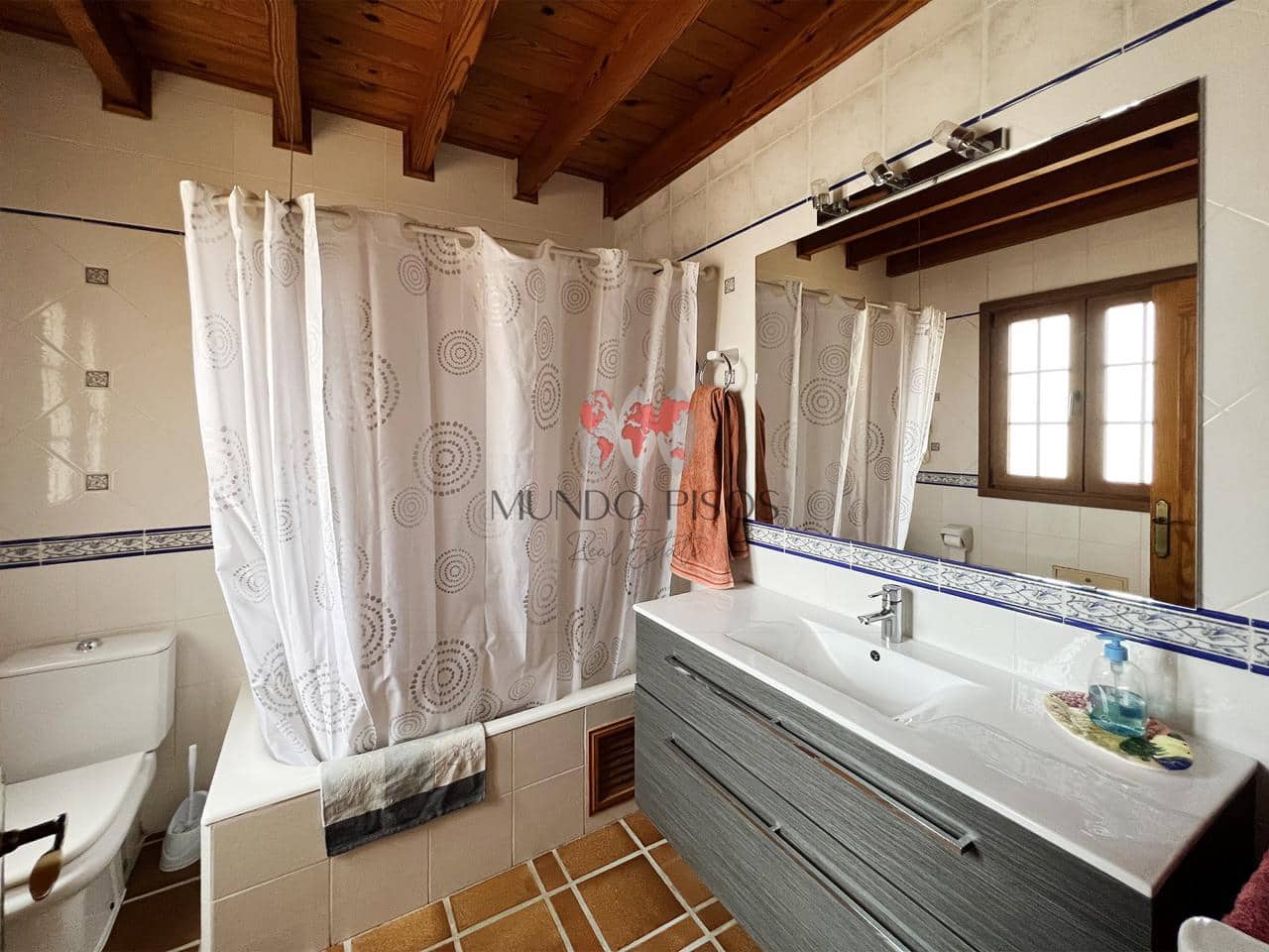 4 soveværelse Villa til salg i Lloseta med garage - € 460.000 (Ref: 7687505)