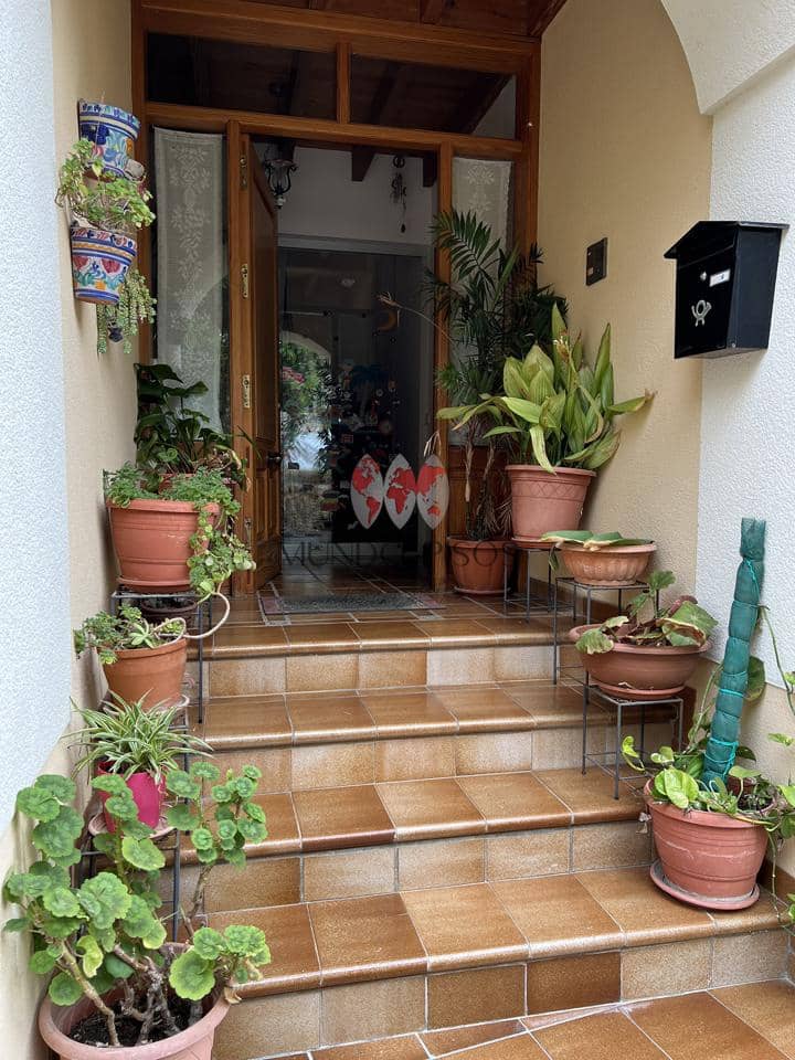 4 soveværelse Villa til salg i Lloseta med garage - € 460.000 (Ref: 7687505)