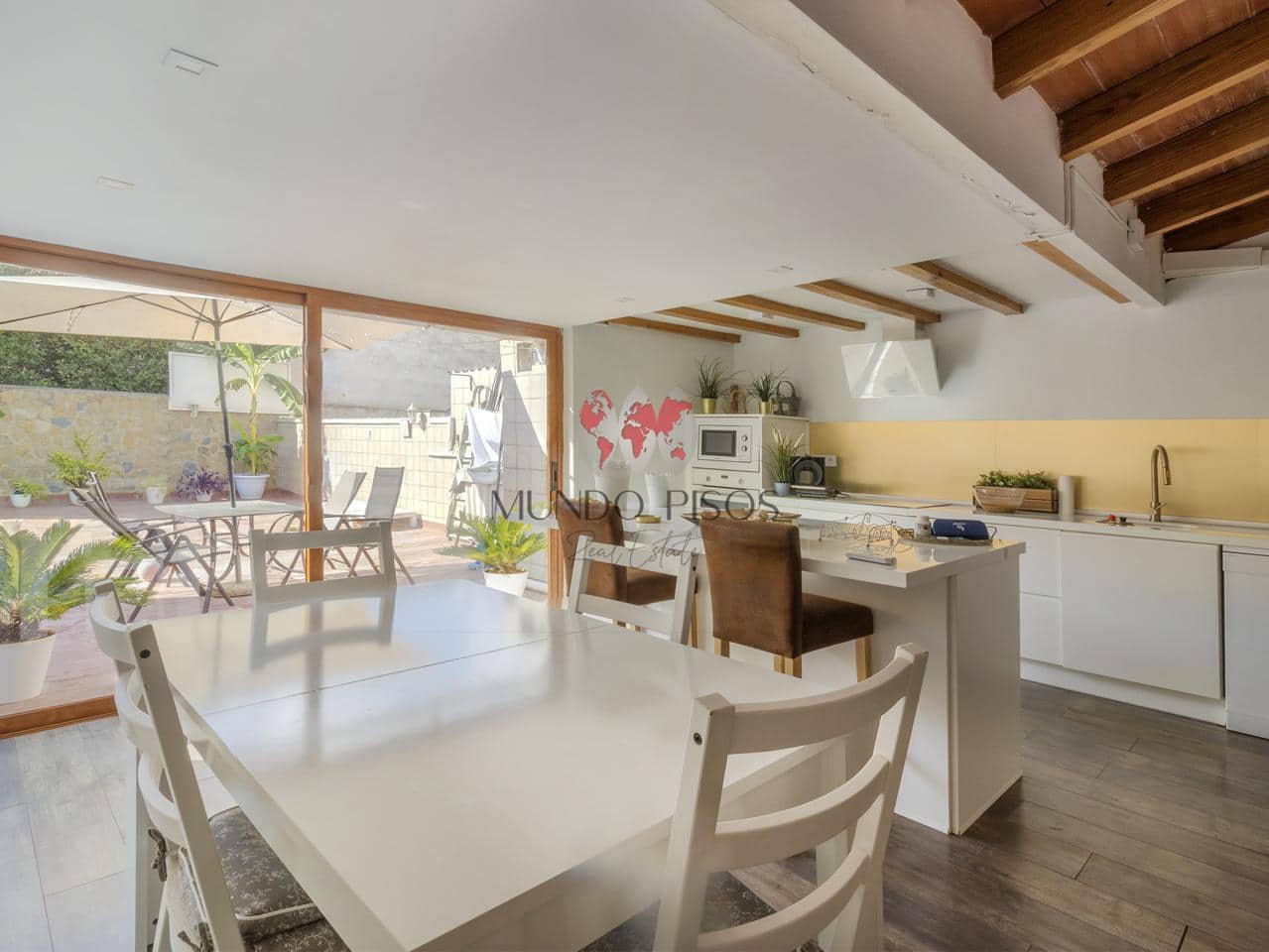 4 soveværelse Villa til salg i Palma de Mallorca med garage - € 645.000 (Ref: 7734822)