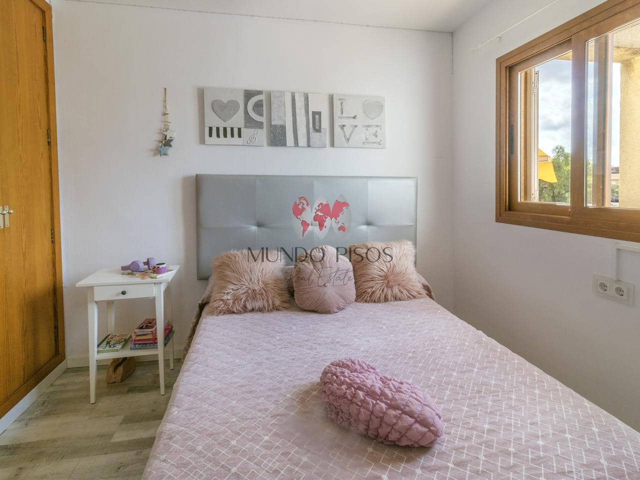 4 soveværelse Villa til salg i Palma de Mallorca med garage - € 699.000 (Ref: 7734822)
