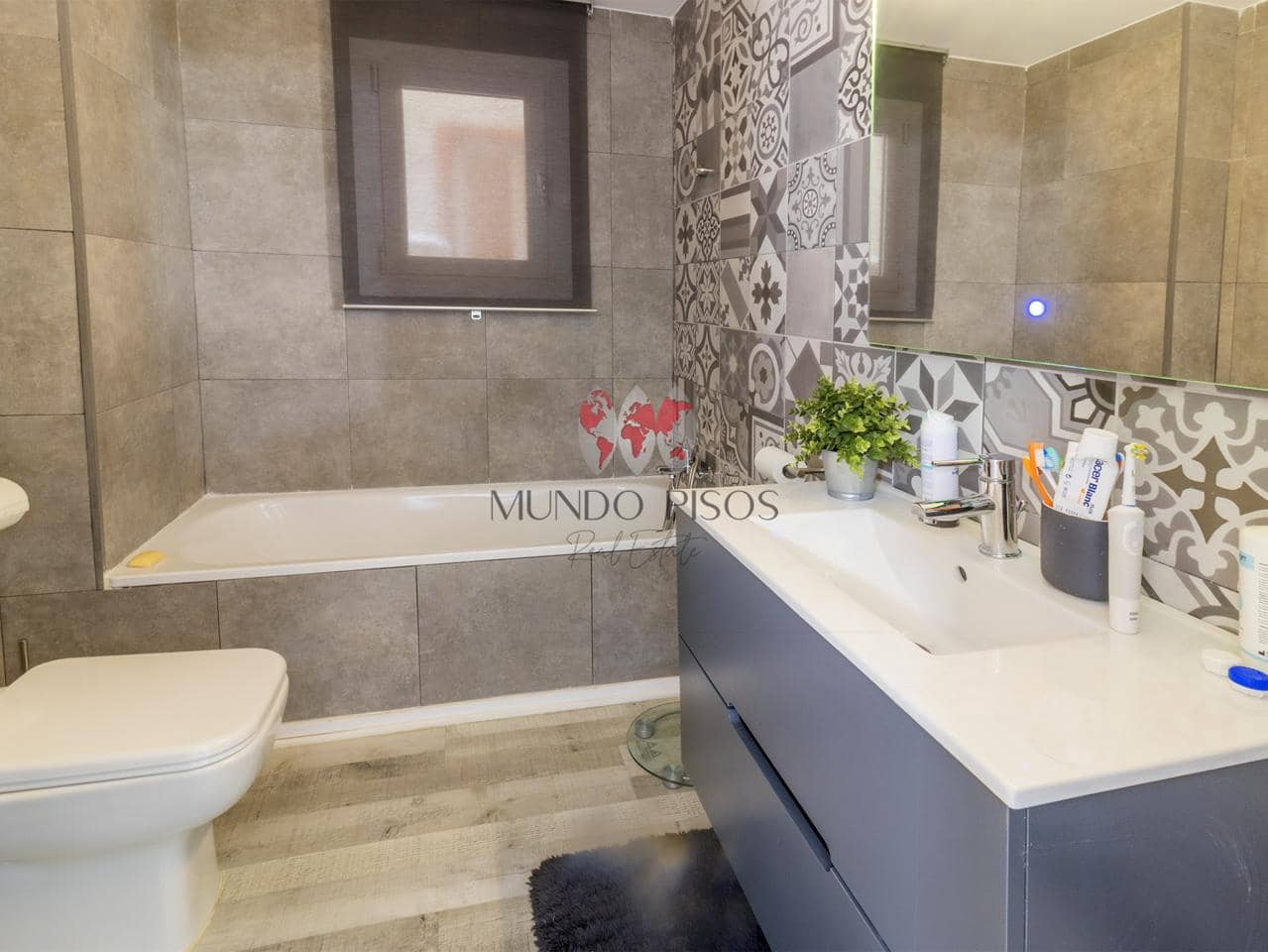 4 soveværelse Villa til salg i Palma de Mallorca med garage - € 699.000 (Ref: 7734822)