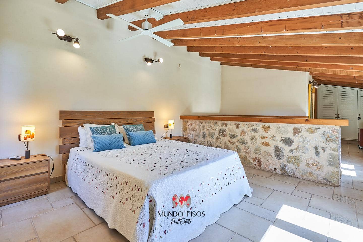 4 soveværelse Villa til salg i Calvia med swimmingpool garage - € 2.250.000 (Ref: 8171717)