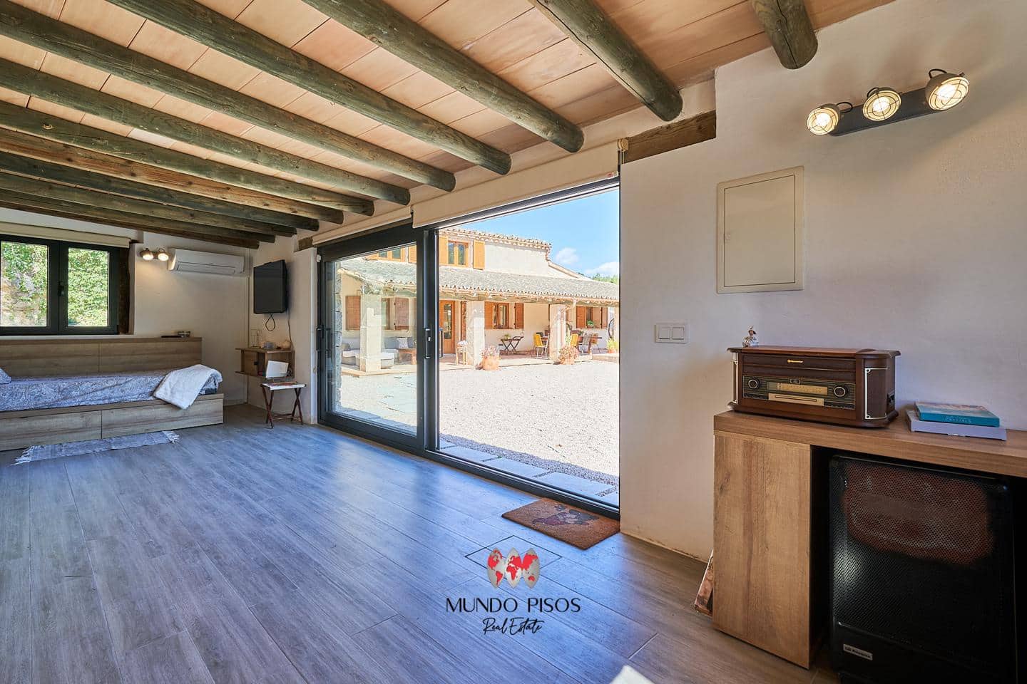 4 soveværelse Villa til salg i Calvia med swimmingpool garage - € 2.250.000 (Ref: 8171717)