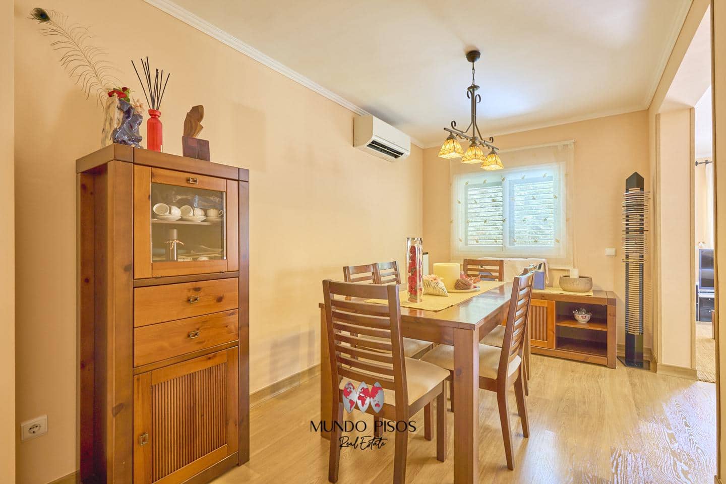 5 bedroom Villa for sale in Palma de Mallorca with garage - € 790,000 (Ref: 8482454)