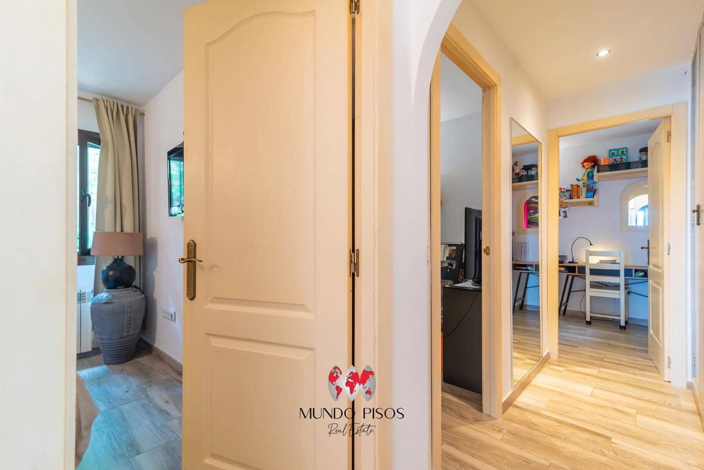 3 slaapkamer Flat te koop in Santa Ponsa met zwembad - € 419.000 (Ref: 8936150)