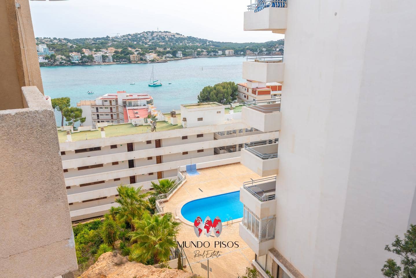 3 slaapkamer Flat te koop in Santa Ponsa met zwembad - € 419.000 (Ref: 8936150)