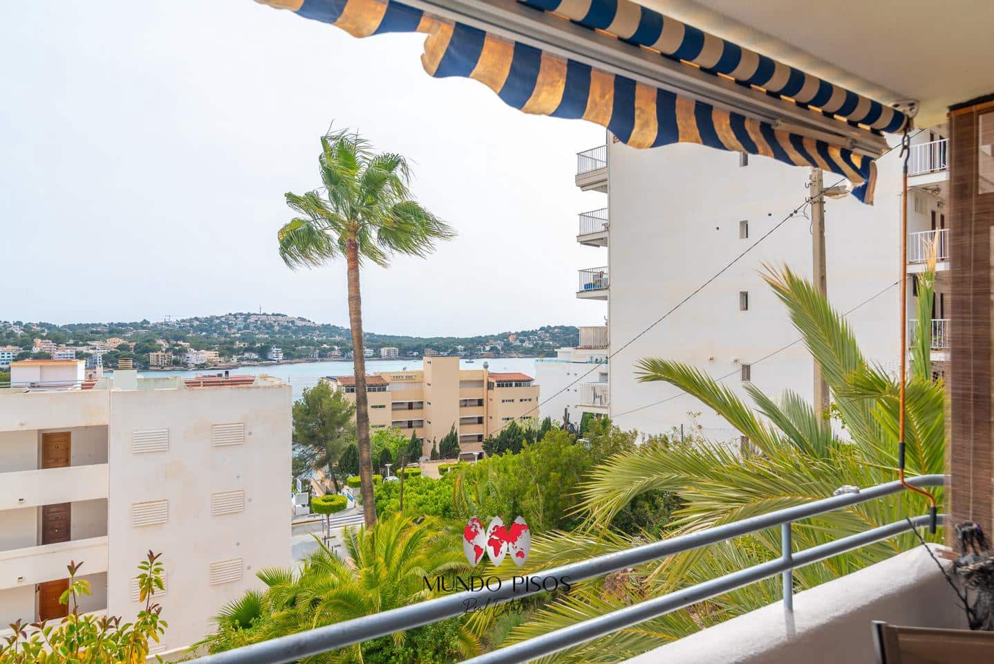 3 slaapkamer Flat te koop in Santa Ponsa met zwembad - € 419.000 (Ref: 8936150)