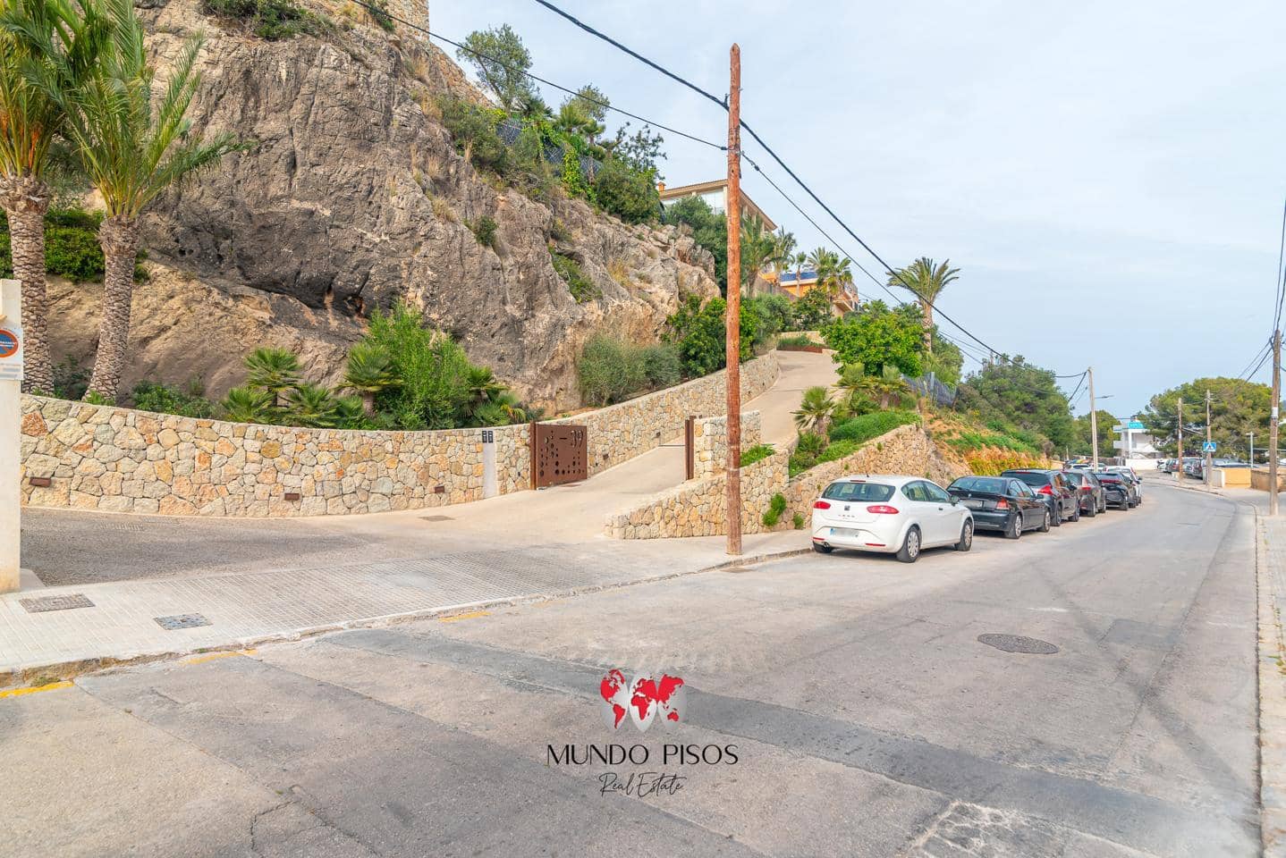 3 slaapkamer Flat te koop in Santa Ponsa met zwembad - € 419.000 (Ref: 8936150)