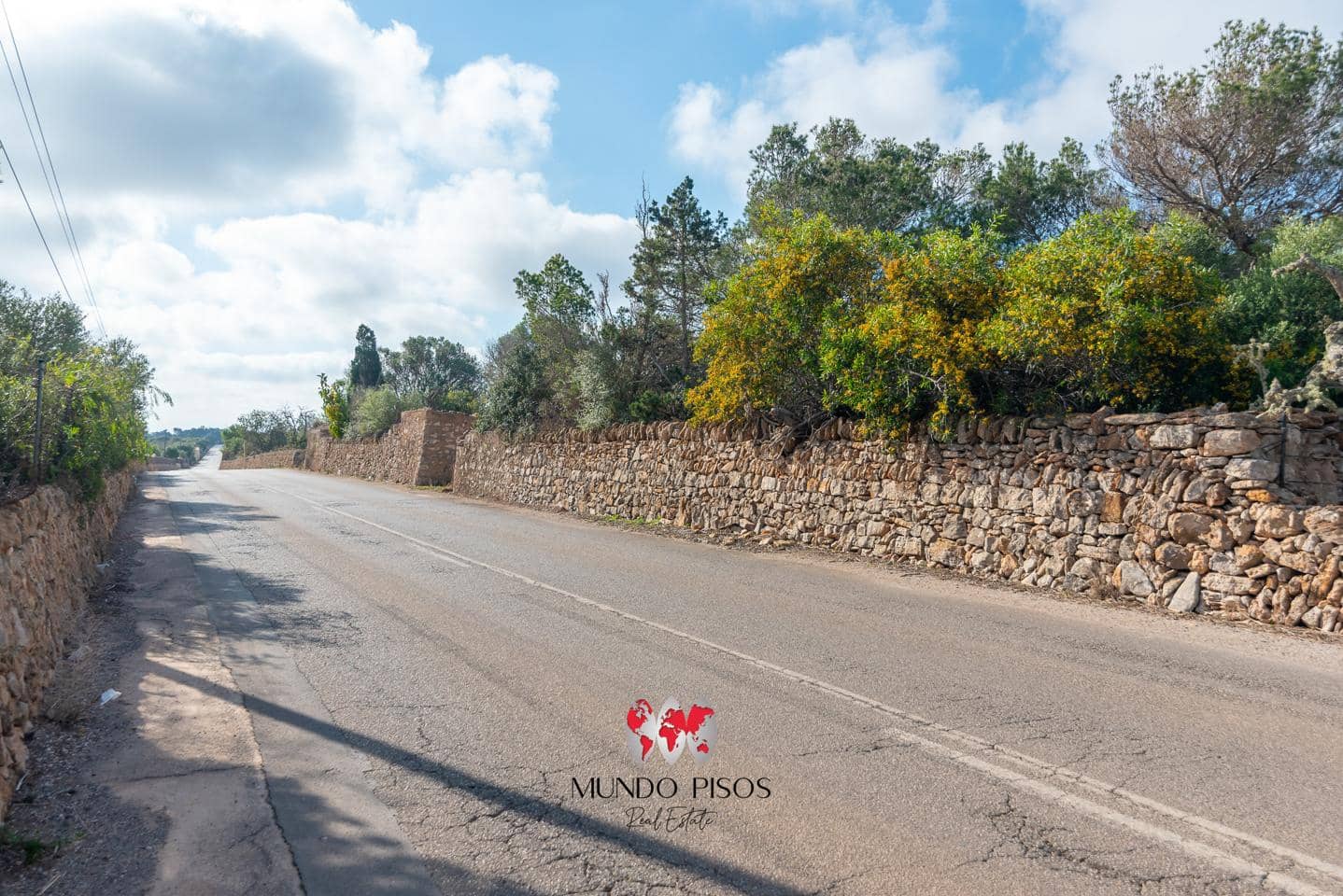 5 soveværelse Finca/Landehus til salg i Cala Llombards med garage - € 1.500.000 (Ref: 8988857)