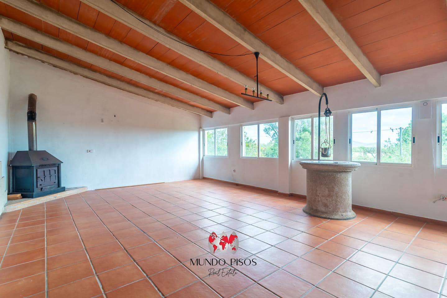 5 soveværelse Finca/Landehus til salg i Cala Llombards med garage - € 1.500.000 (Ref: 8988857)