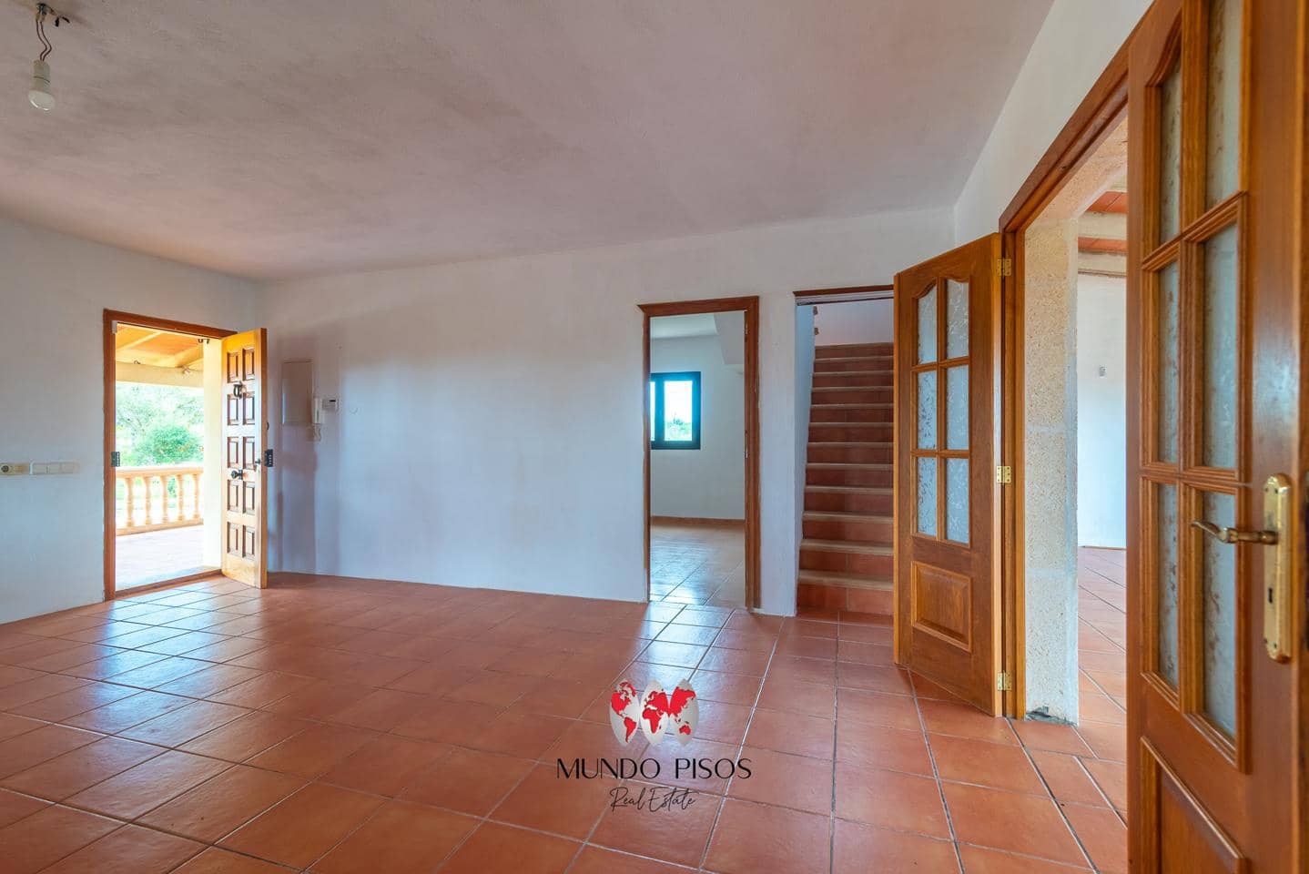 5 soveværelse Finca/Landehus til salg i Cala Llombards med garage - € 1.500.000 (Ref: 8988857)