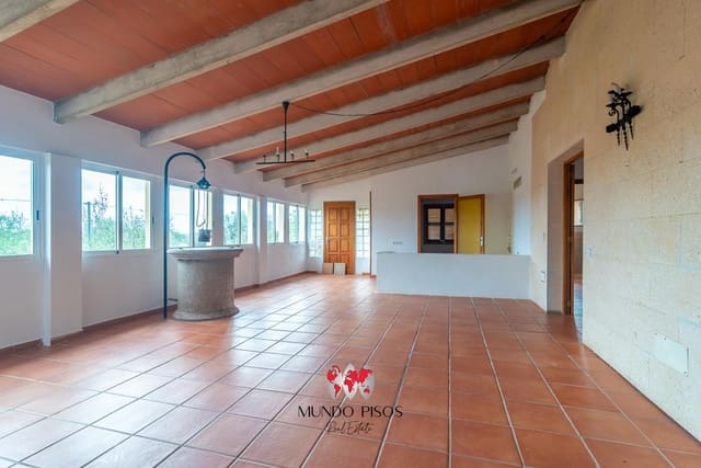 5 bedroom Finca/Country House for sale in Cala Llombards, Santanyí with garage - € 1,500,000 (Ref: 8988857)